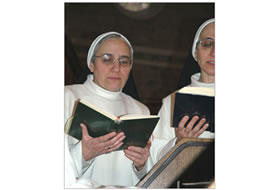 Monjas Dominicas en el coro